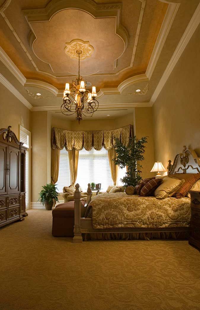 Master Country Bedroom Design With Tray Ceiling