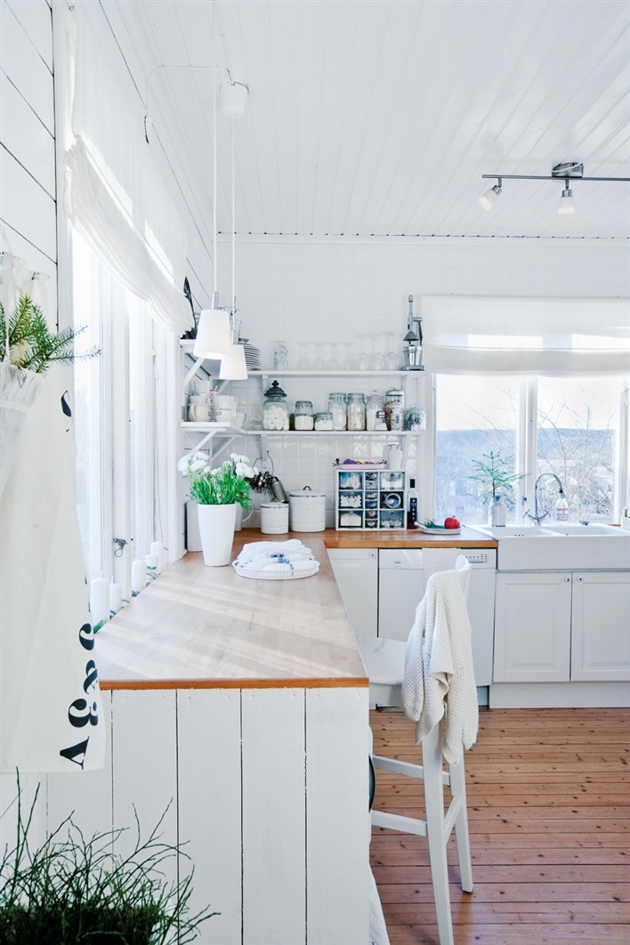 Scandinavian Cottage Kitchen Ideas