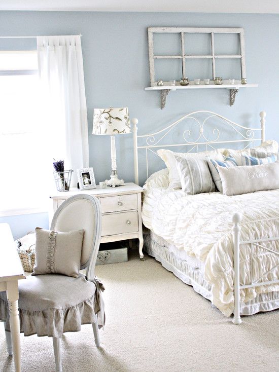 Shabby Chic Country Bedroom Design