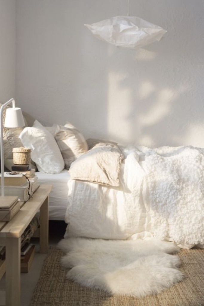 Smooth Neutral Bedroom Design Ideas