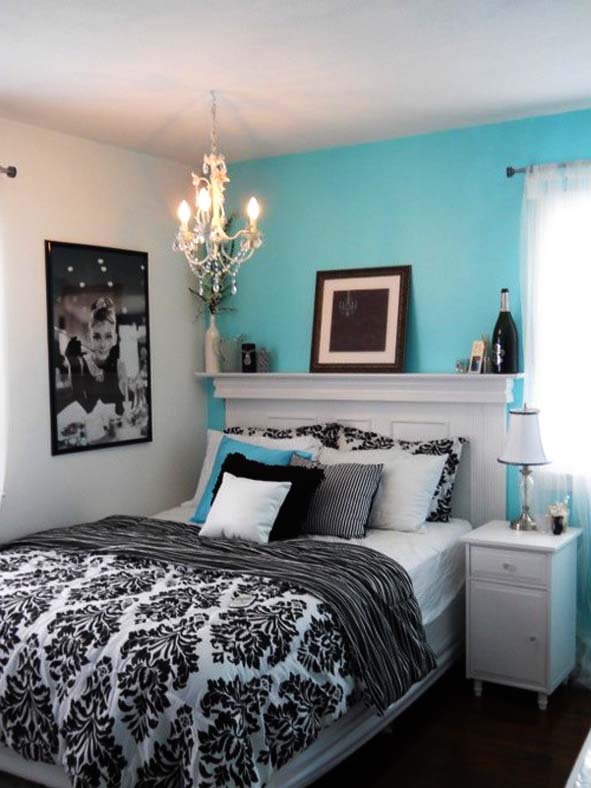 Tiffany Blue and Black Bedroom Ideas