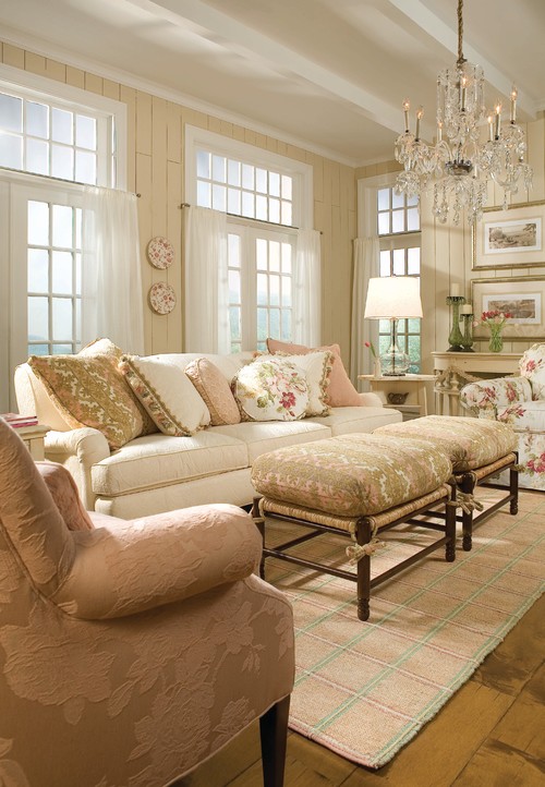 Traditional Living Room Decorating