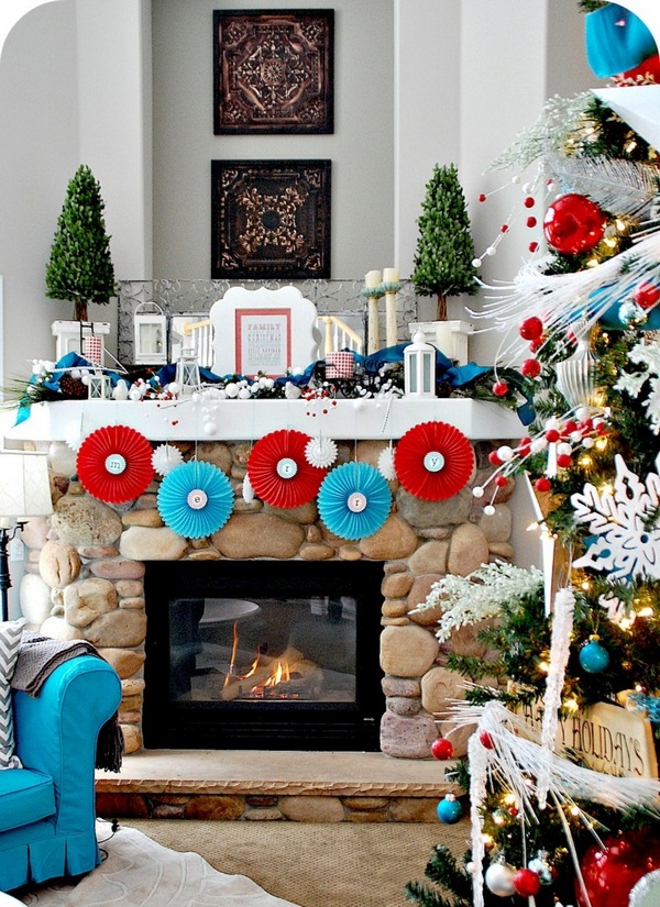 2016 Christmas Mantel Decorating Ideas