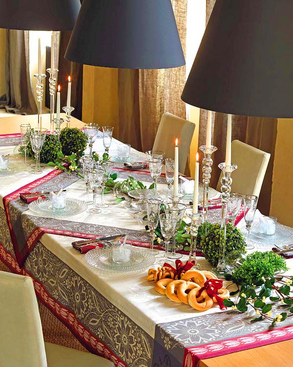 Attractive Christmas Table Decorating Ideas