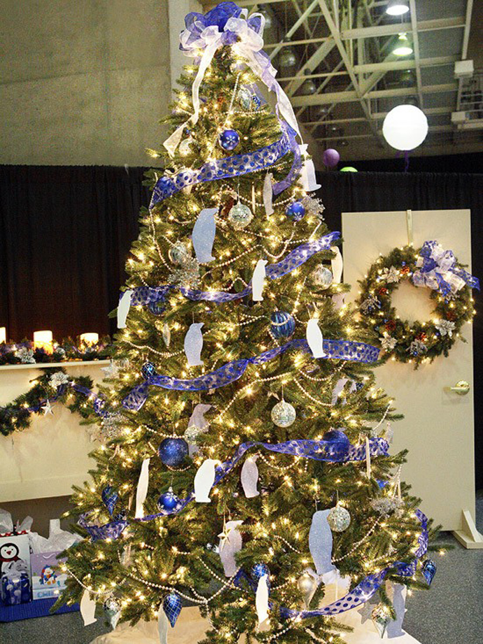 Blue and Silver Christmas Tree Ideas 2016
