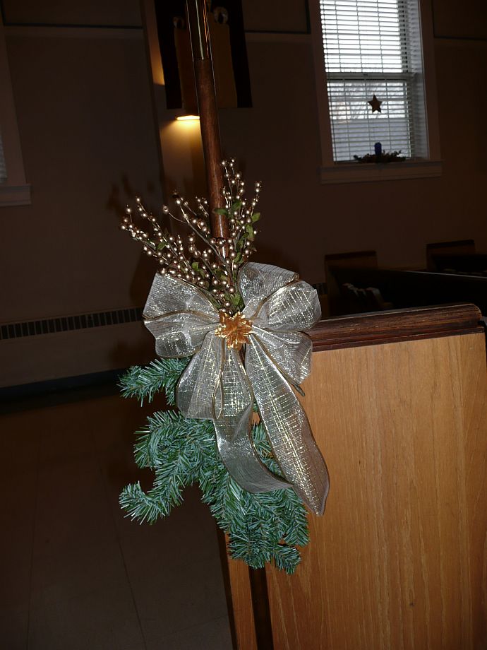 Christmas Pew Decorations