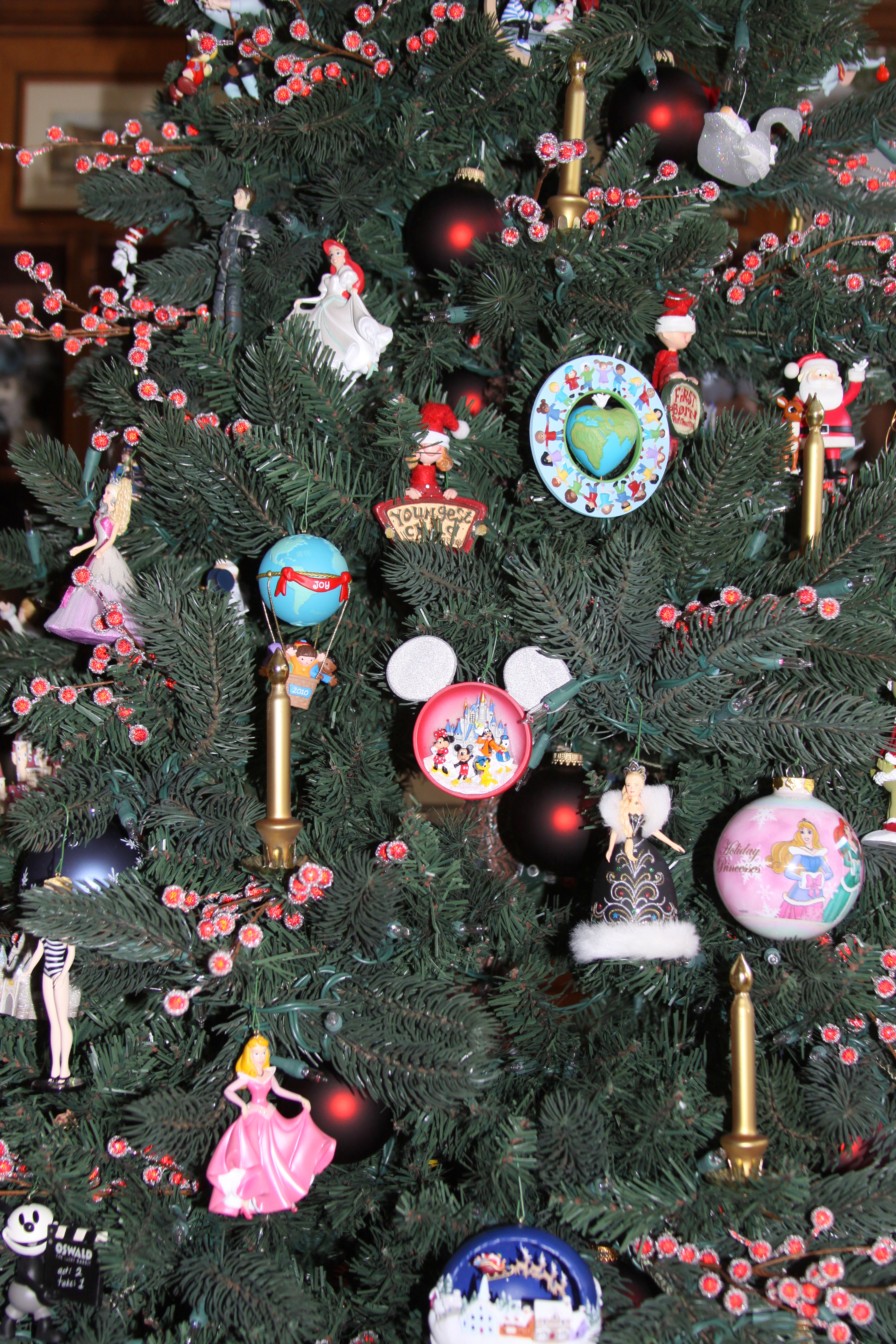 Christmas Tree with Hallmark Ornaments
