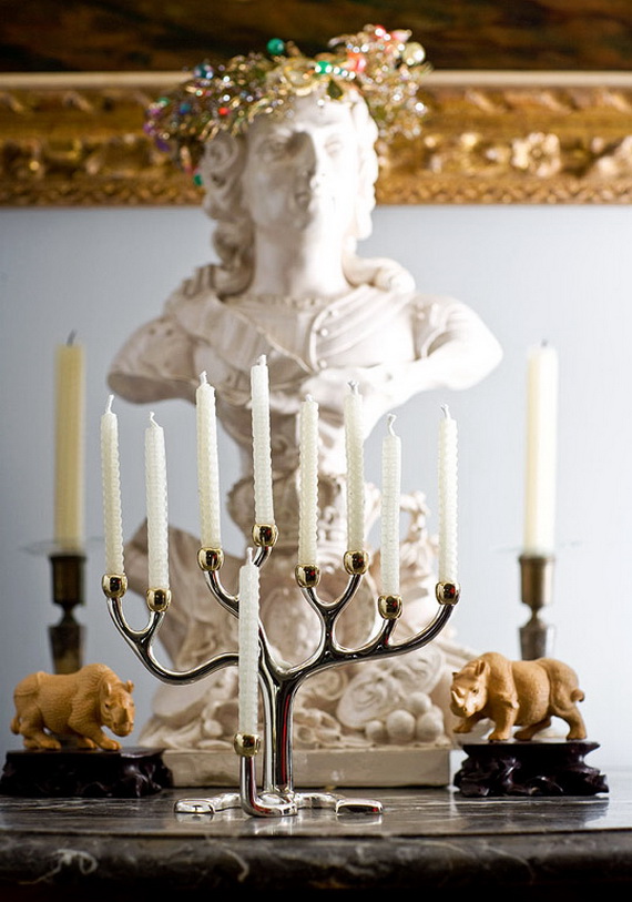 Classic and Elegant Hanukkah decor ideas