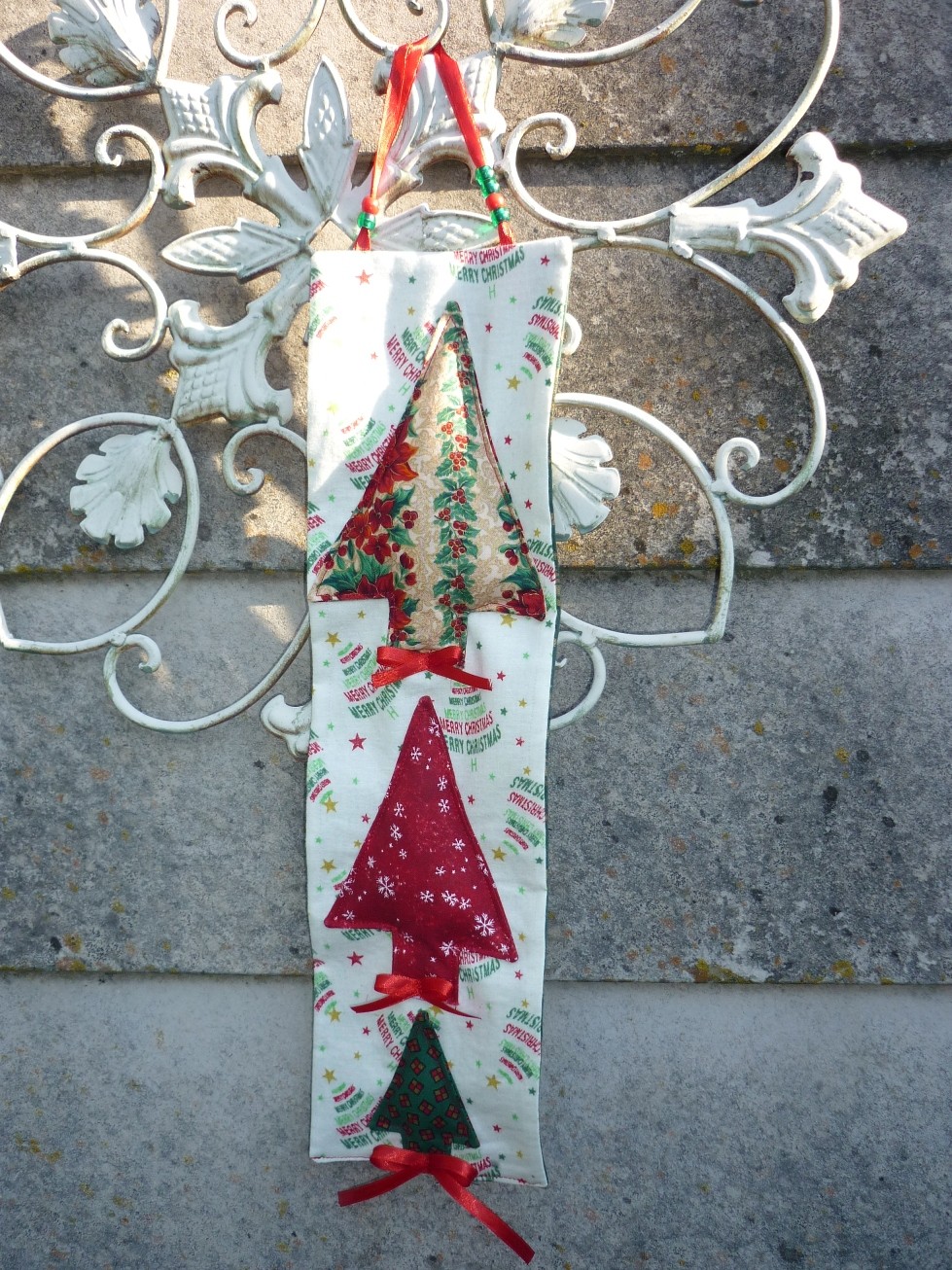 Cool Hanging Christmas Decorations