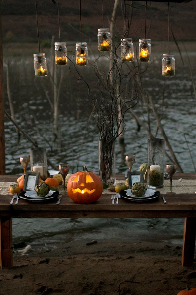 Cool Mason Jars Outdoor Halloween Decorations