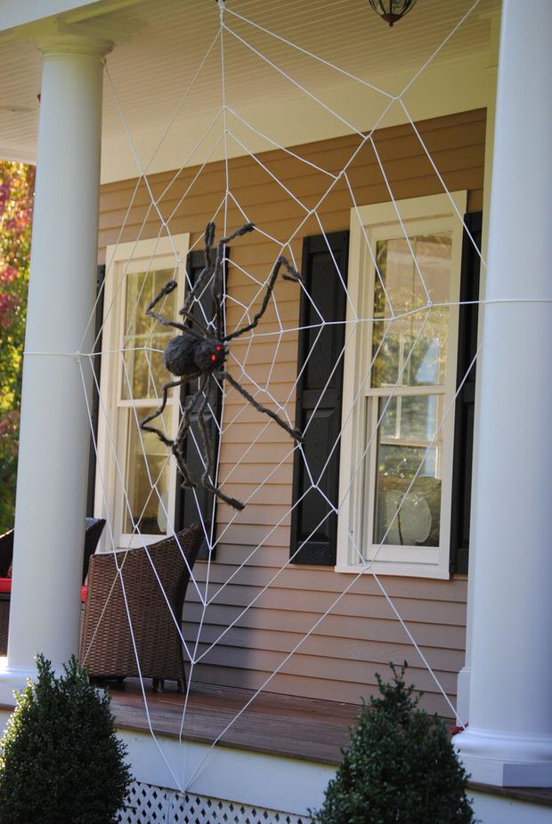 DIY Giant Halloween Spider Web Decoration
