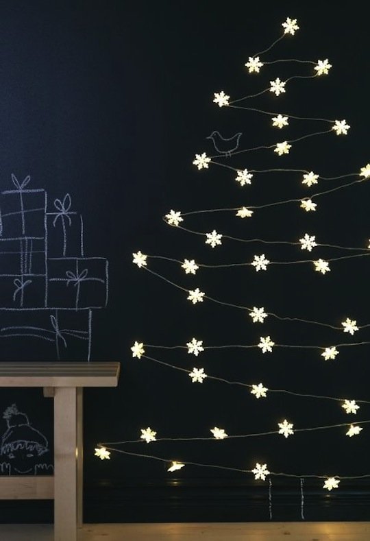 DIY Wall Christmas Tree with Lights
