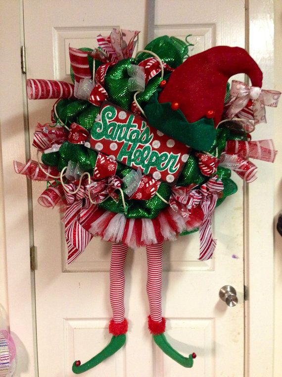 Elf Christmas Wreath with Legs