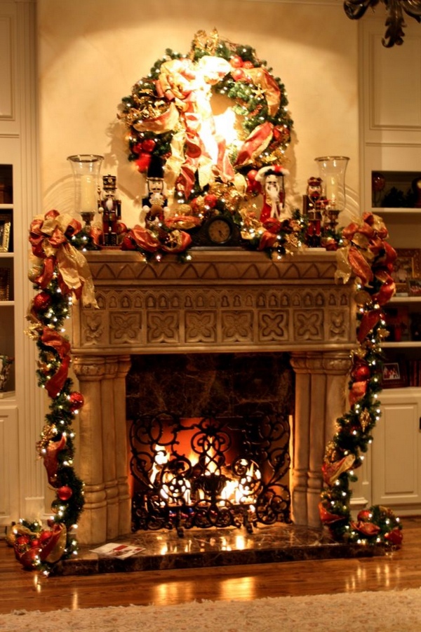 Fireplace Mantel Christmas Decorating Ideas