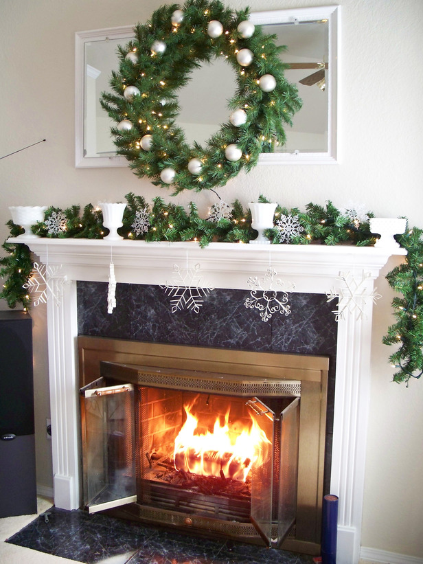 Fireplace Mantel Christmas Decorating Ideas 2016