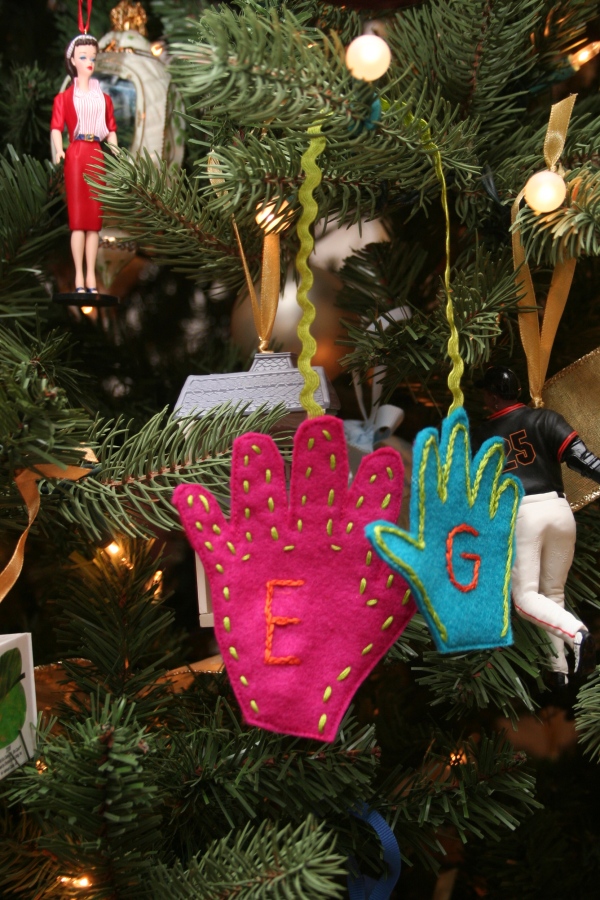 Handprint Christmas Tree Ornaments DIY