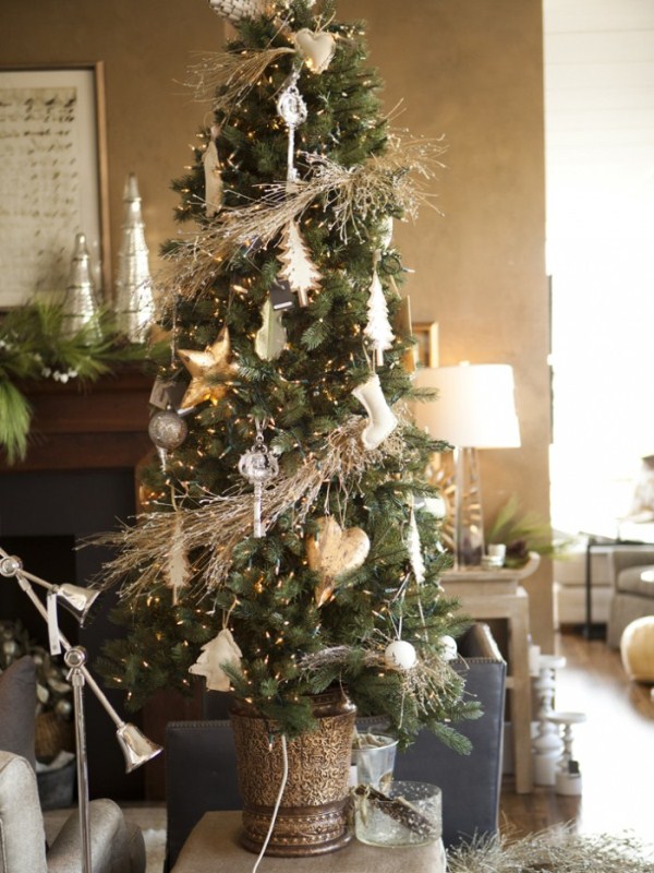 Natural Christmas Tree Indoor Decor