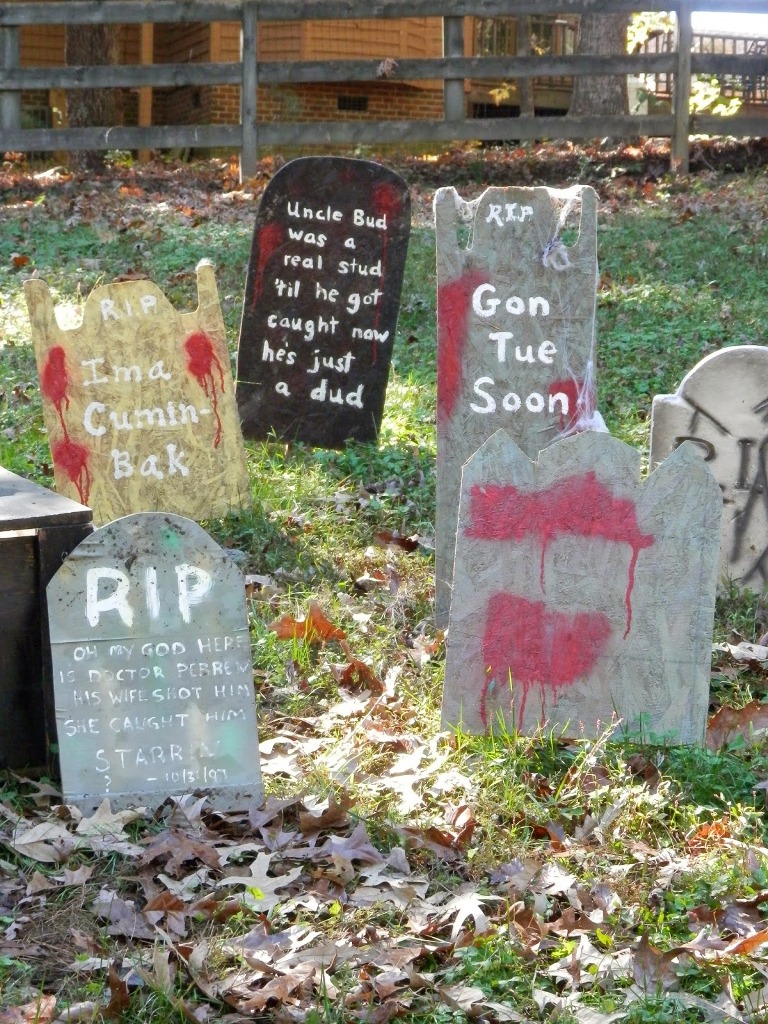 Outdoor Halloween Decorations Headless