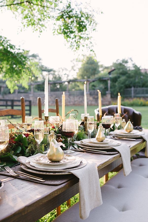 Outdoor Thanksgiving Dinner Table Decoration
