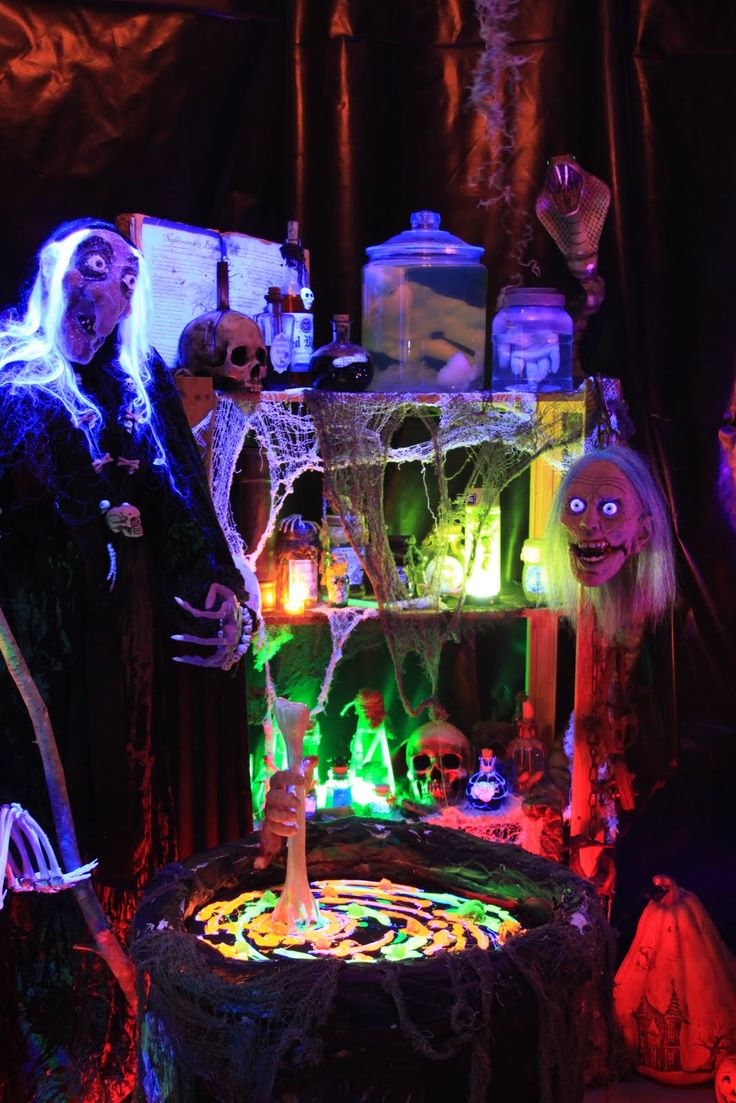 Witches Lair Halloween Decorations