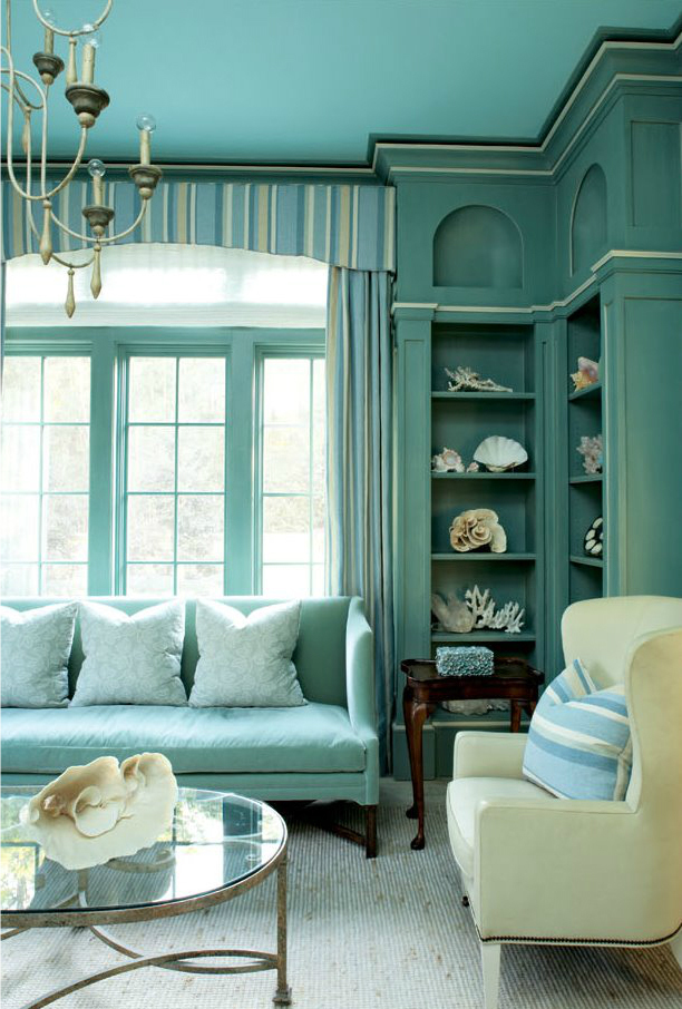blue-and-turquoise-living-room