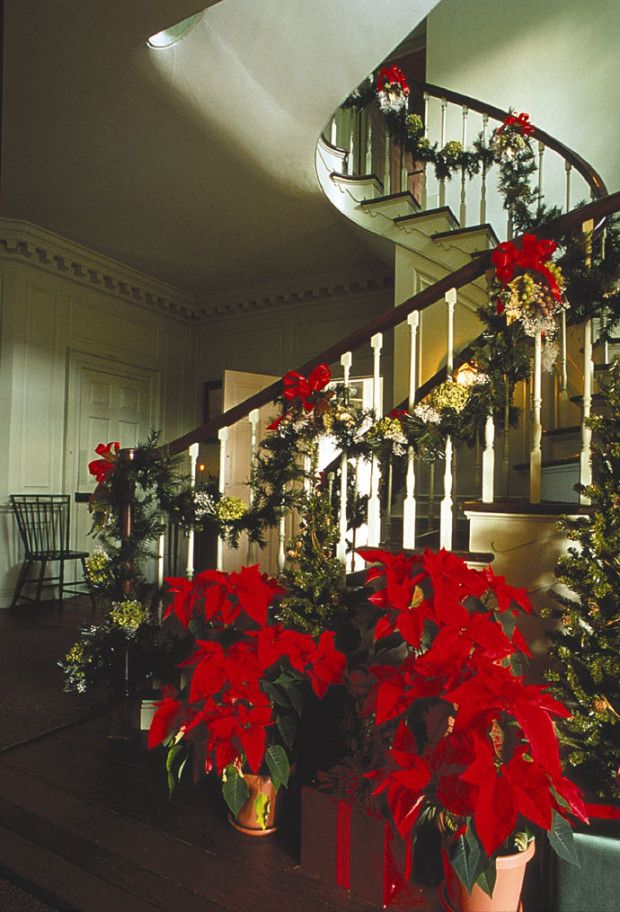 Christmas Staircase Decorations Ideas For 2016