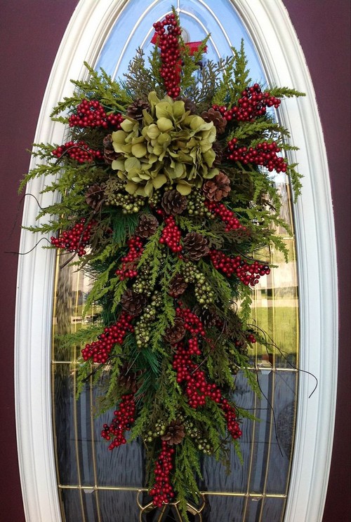 Christmas Wreath Door Swag