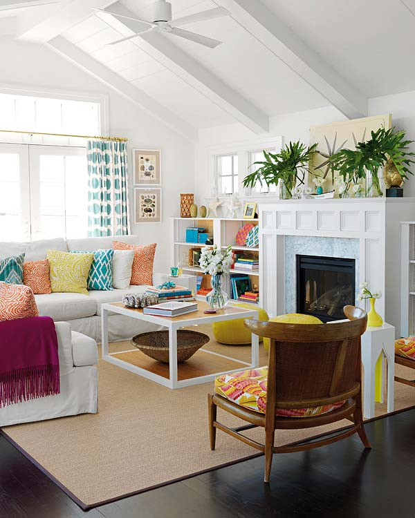 colorful-beach-house-living-room