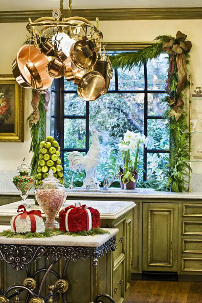 Cool Christmas Decorated Kitchen
