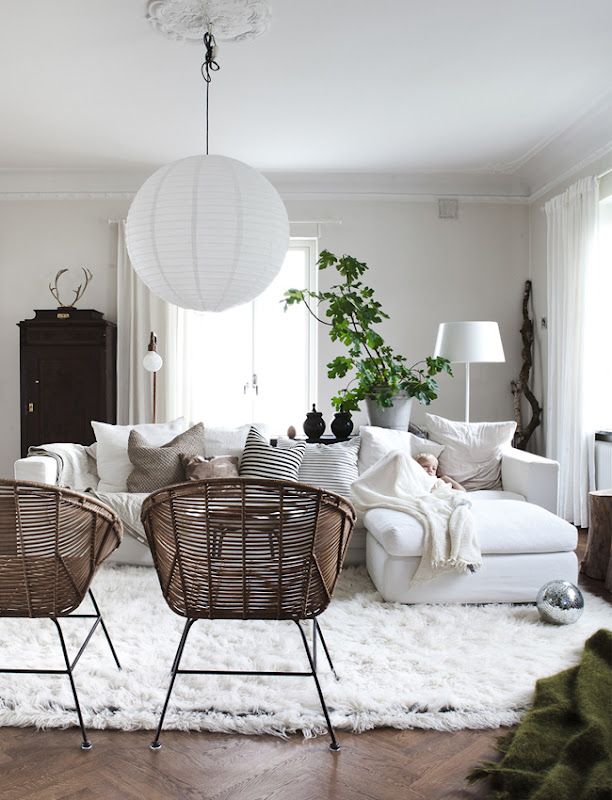 cozy-white-living-room