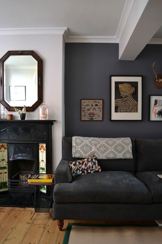 dark-grey-walls-living-room-ideas