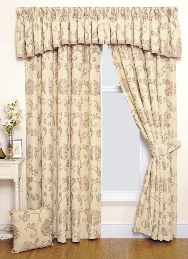 elegant-living-room-curtains-designs