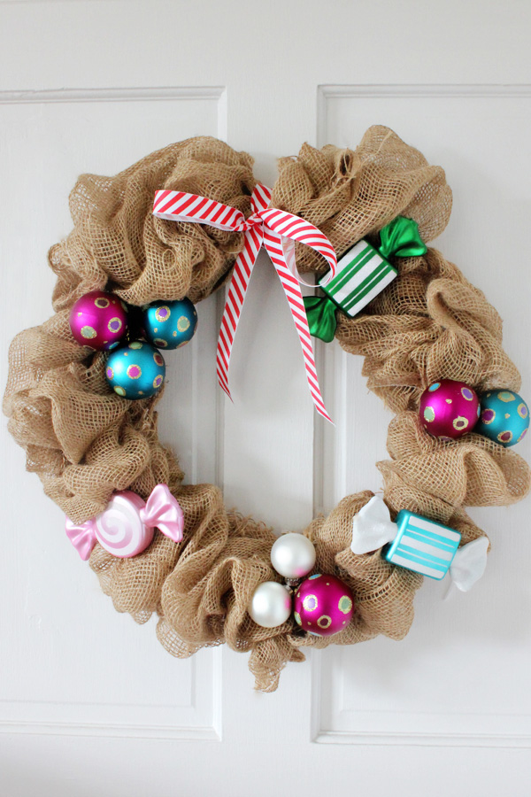 Make Wreath with Burlap Christmas Ornaments
