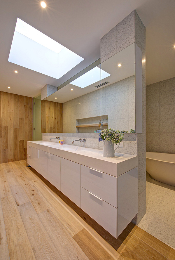 modern-bathroom-with-wood-floors
