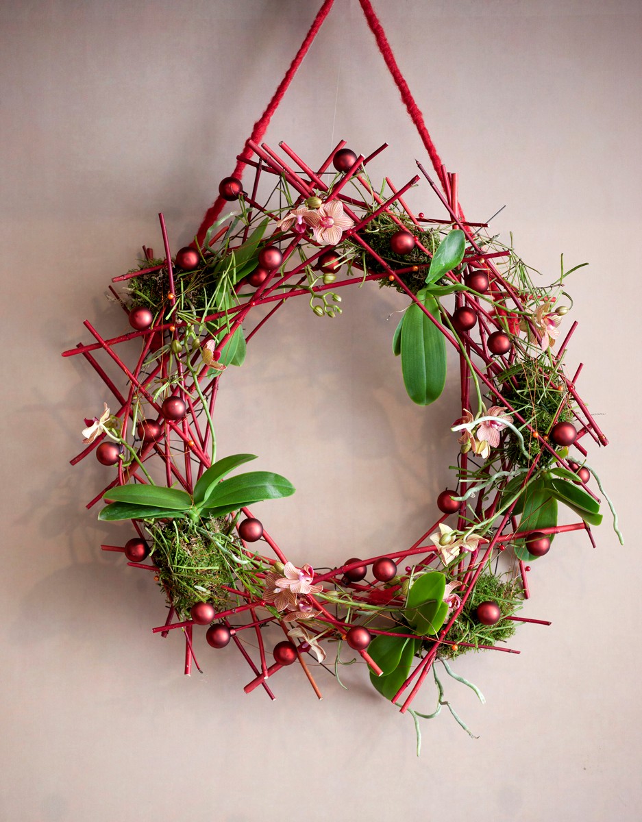 Natural Christmas Table Decorations