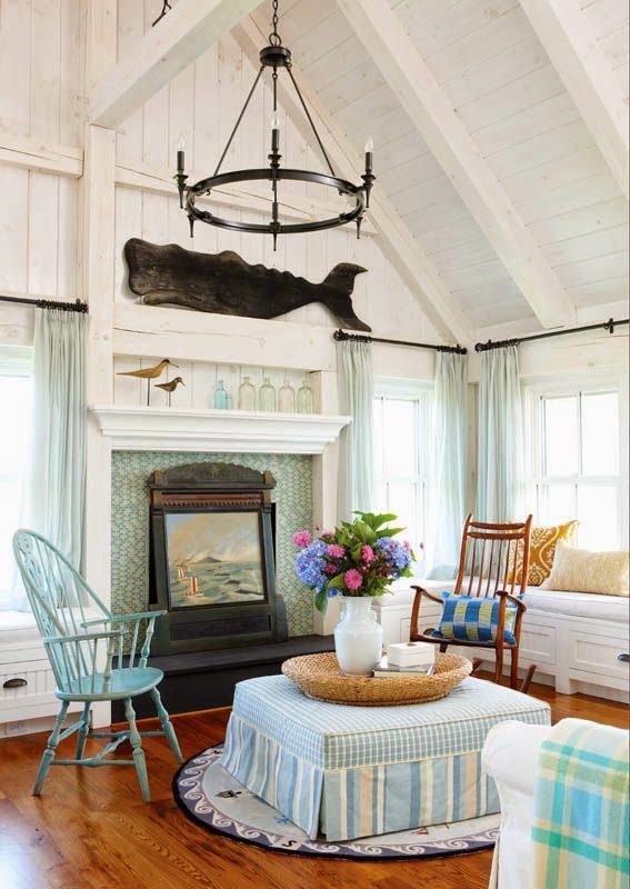 nautical-cottage-living-room