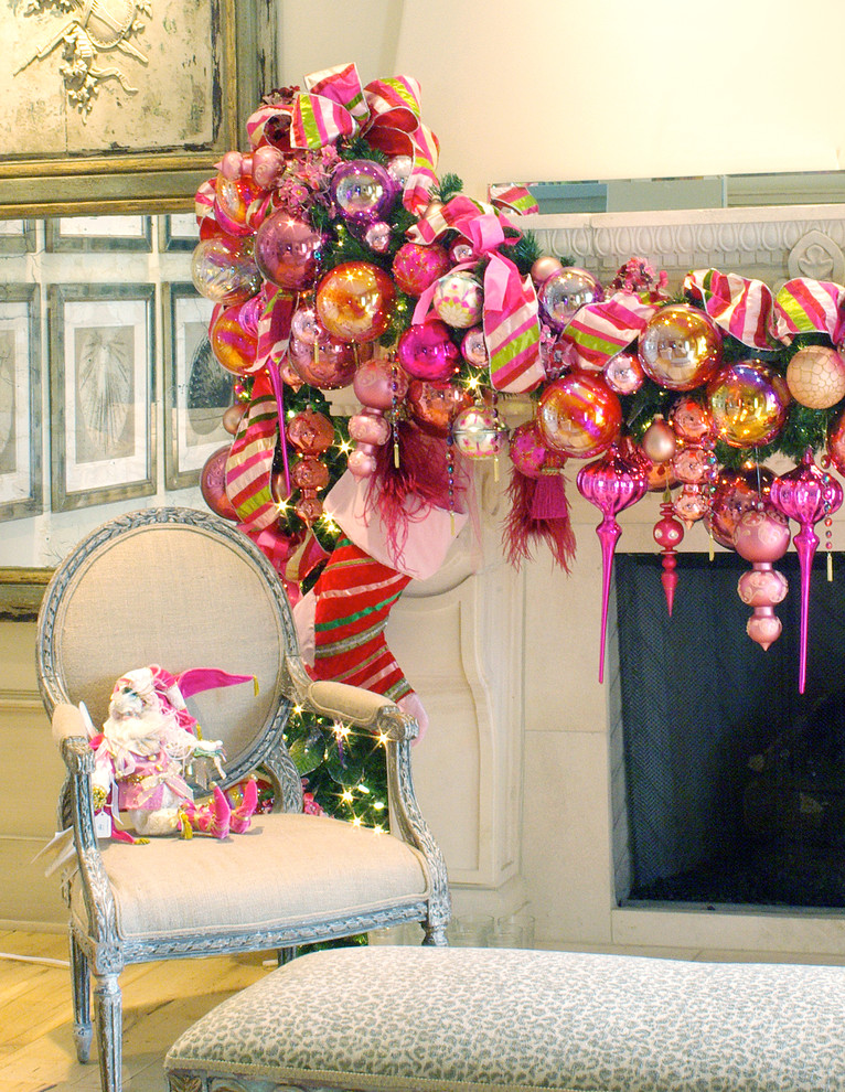 Pink Christmas Mantel Decorating Ideas