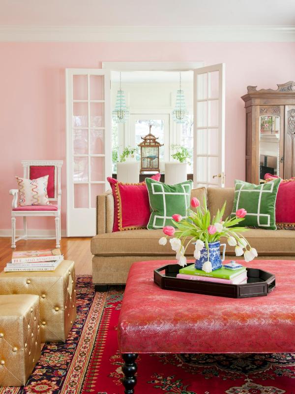 pink-and-green-living-room