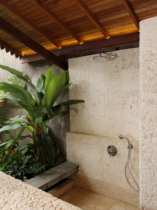tropical-bathroom-shower-ideas
