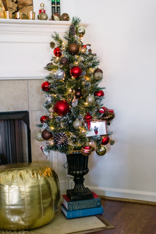 4-ft-christmas-tree-decorating-ideas