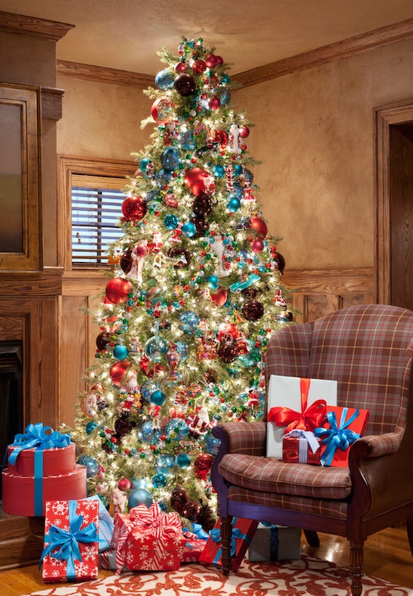 americana-christmas-tree-decor