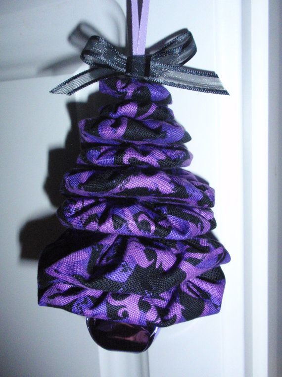 black-and-purple-christmas-tree