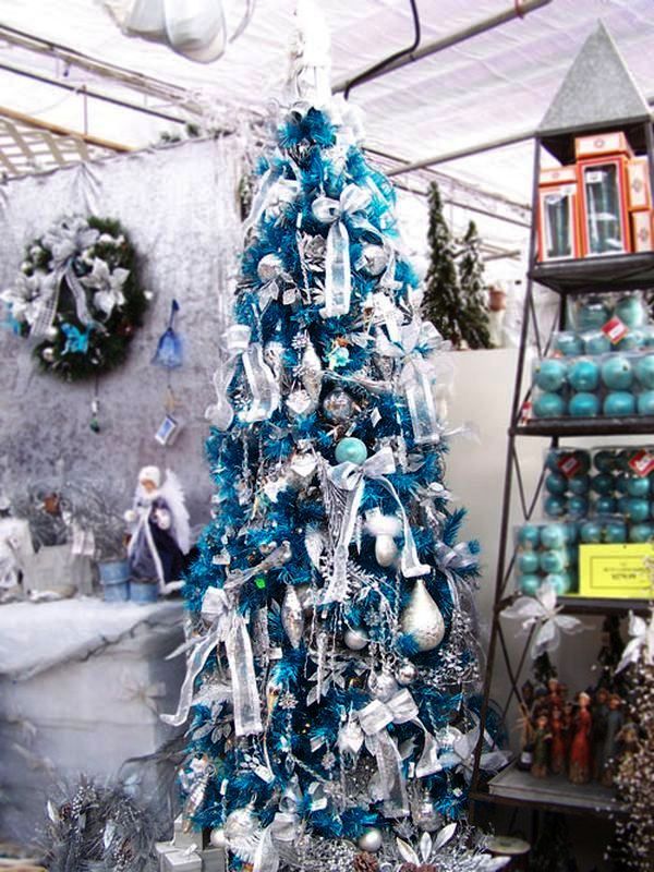 blue-christmas-tree-theme