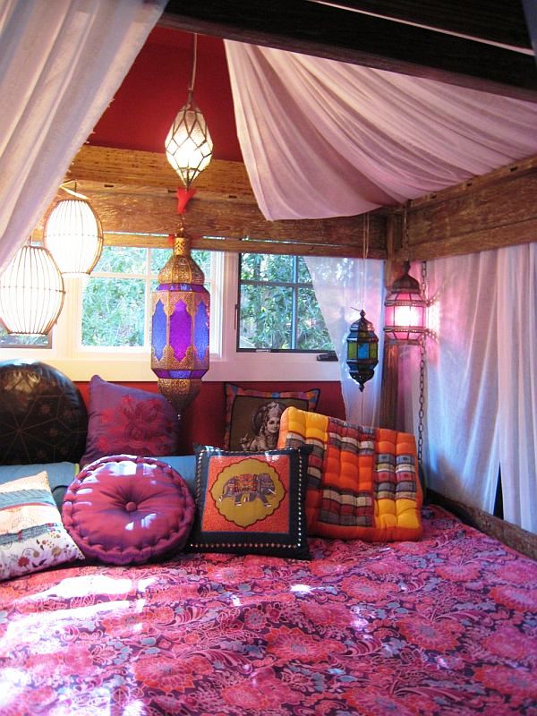 bohemian-bedroom-chirstmas-decorations-design