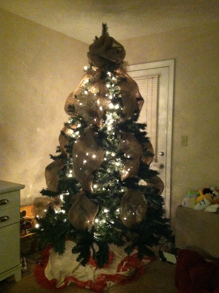 burlap-christmas-tree-decorations-design
