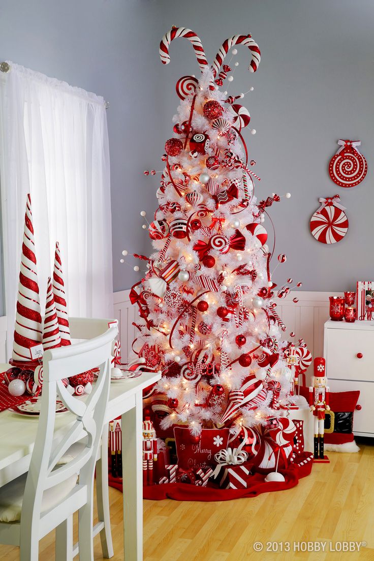 cheap-christmas-tree-decorating-idea