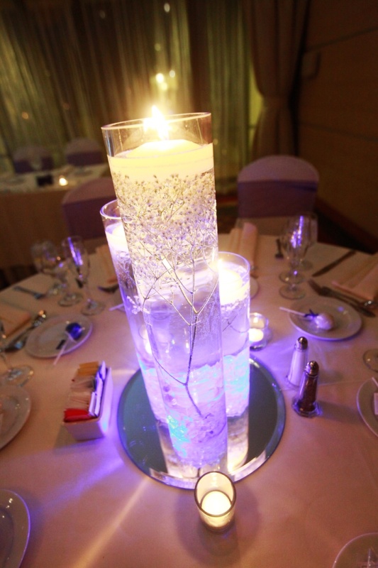 chirstmas-wedding-centerpieces-with-led-lights