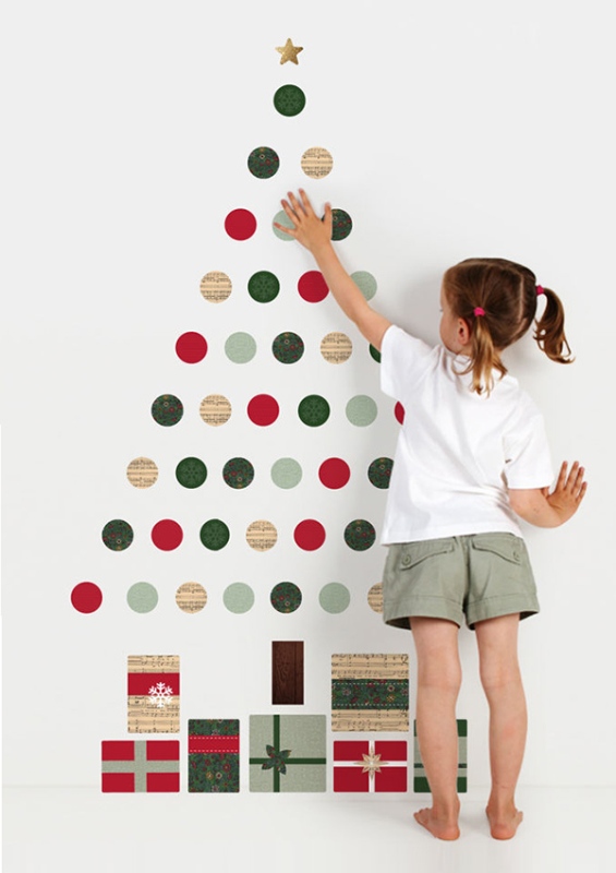 christmas-diy-tree-wall-decal