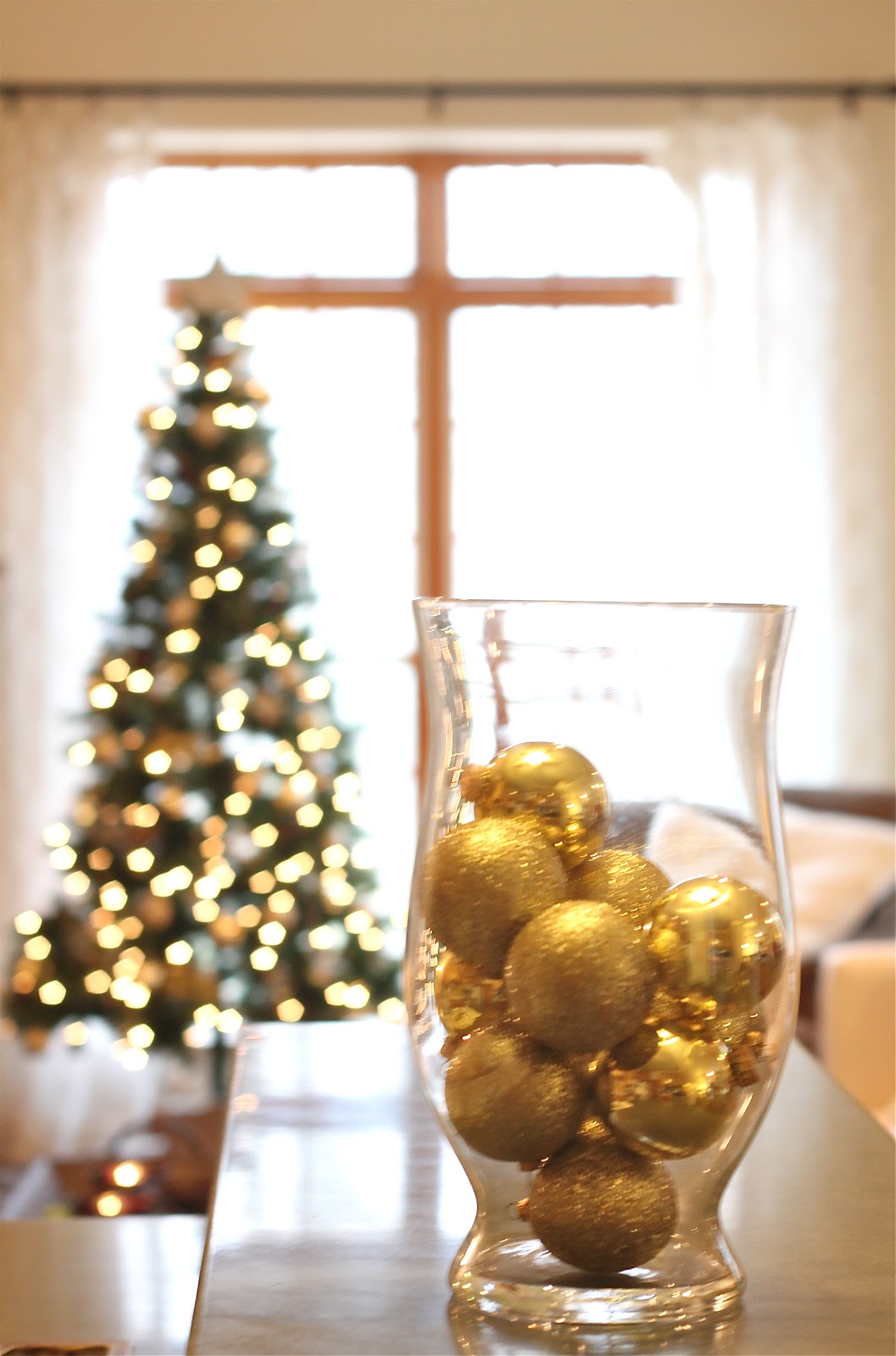 christmas-decorating-ideas-on-a-budget