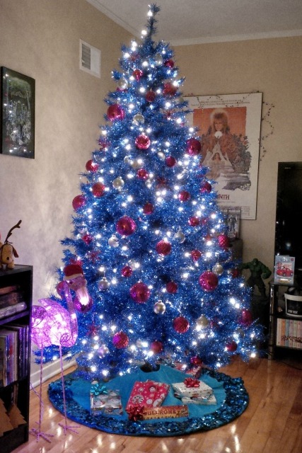 christmas-decorations-blue-design